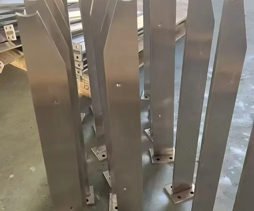 BP-NT01 Notched Flat-Bar Balustrade Post