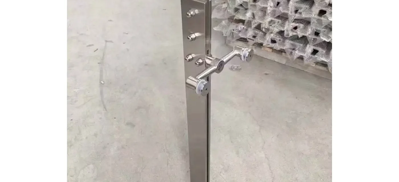 DB1 single flat-bar stainless steel balustrade post